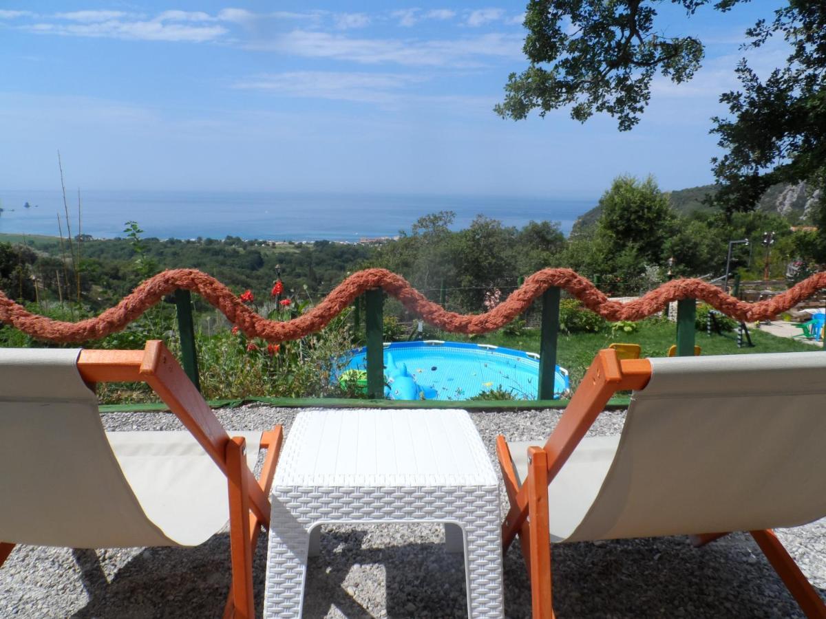 Pataki Studios Petrovac Buitenkant foto